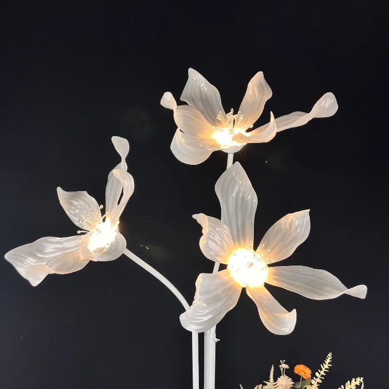 Designer Acrylic Six Petal Flower Floor Lamps Wedding Elegant T-Stand Artistic Decoration Sofasides Luminous LED Standing Lights