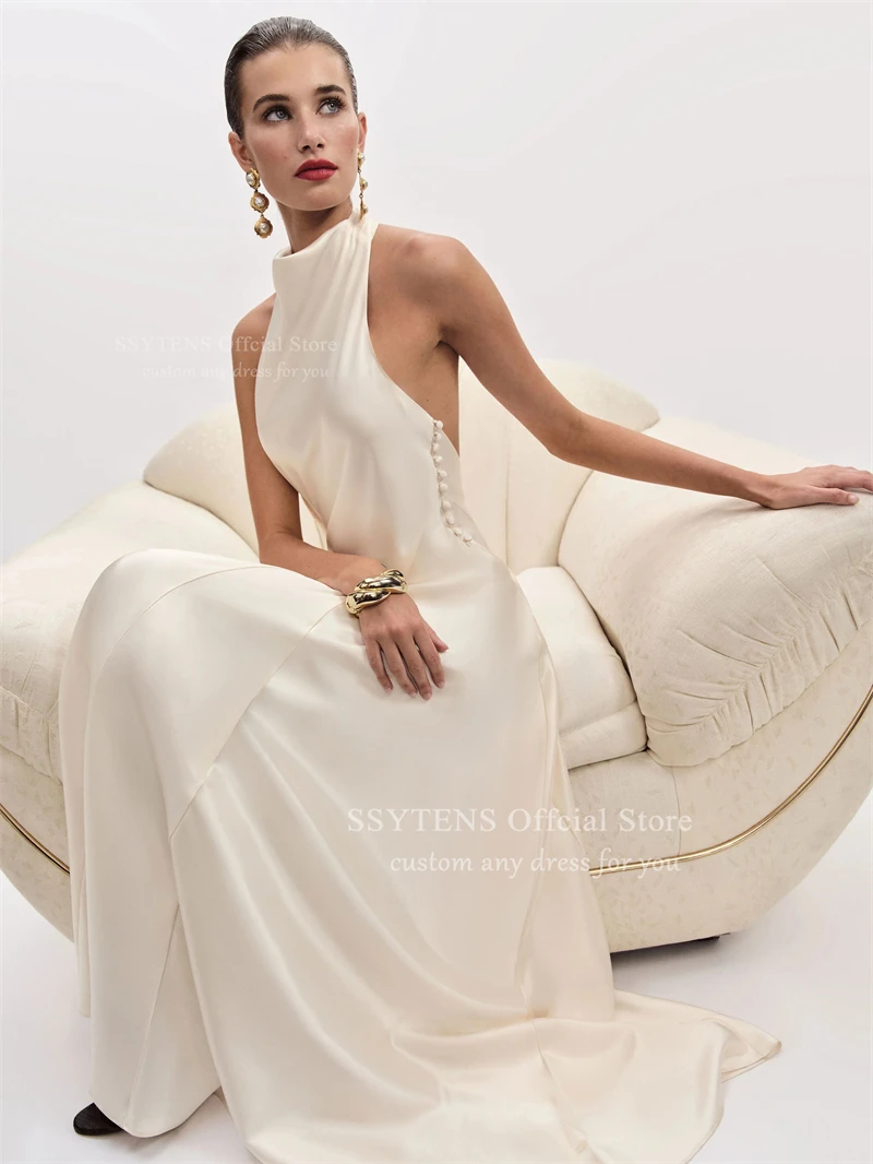 SSYTENS Abiti da sposa sexy in raso di seta senza schienale Collo alto Abiti da sposa semplici da spiaggia personalizzati da donna Abiti da festa formali bianchi