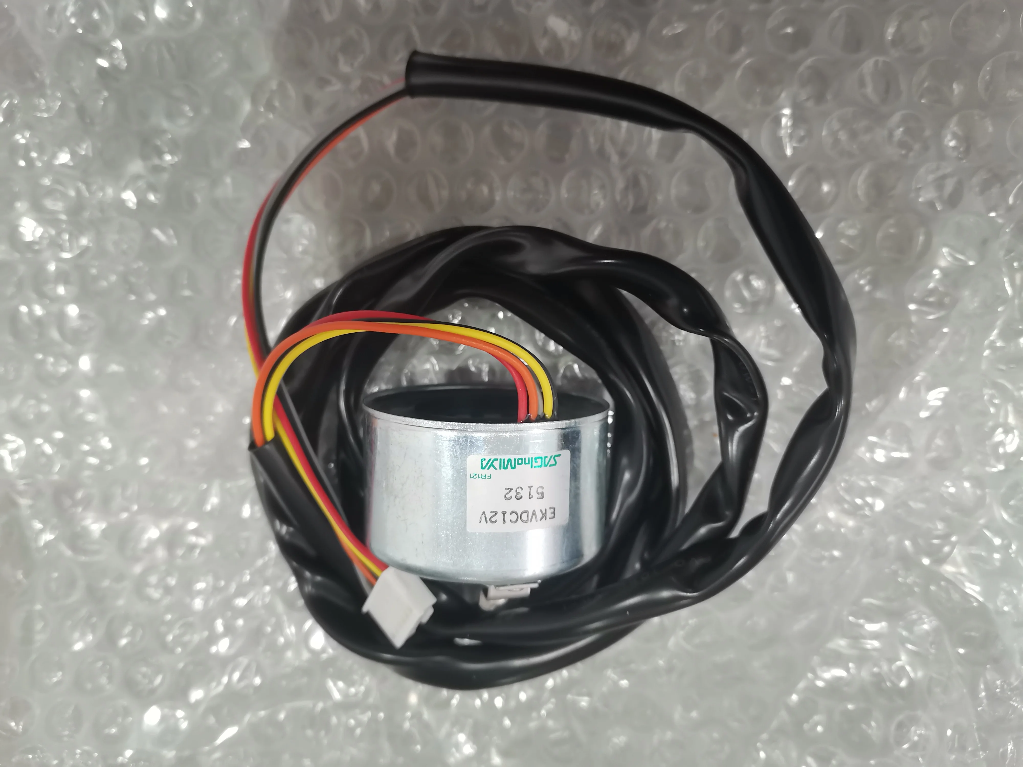 17C88561A EKVDC12V DC12V