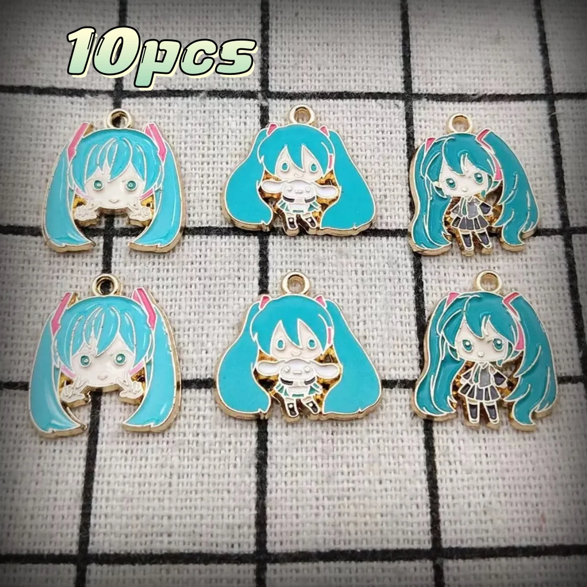 Hatsune Miku peripherals, cute girl anime, dolls, pendants, DIY alloy jewelry, keychain pendants, mobile phone chain accessories