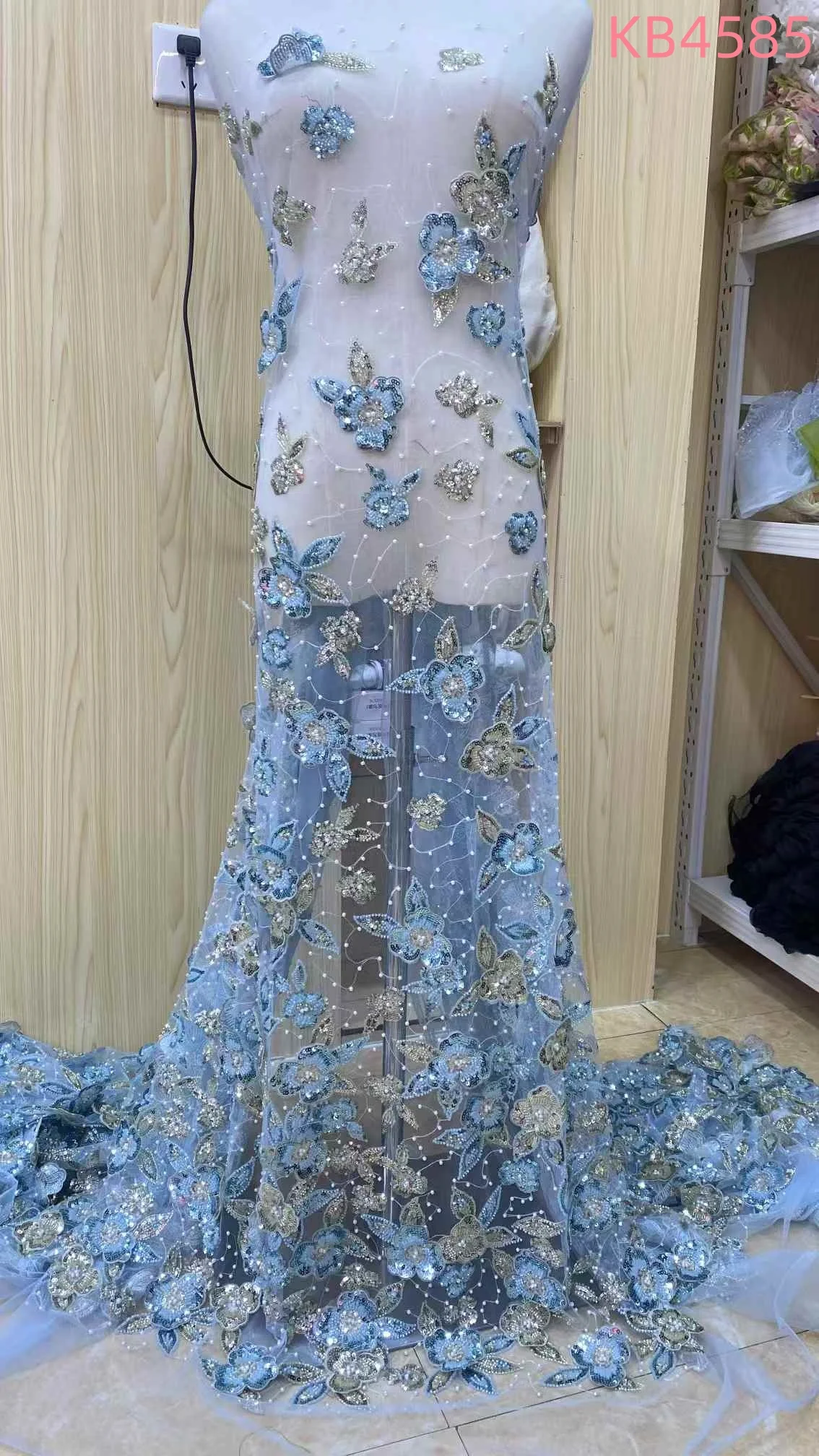 

2025 Latest 3D Flower Beads French Net Lace High Quality Embroidered Lace Fabrics African Sequence Tulle Lace For Sewing KB4585