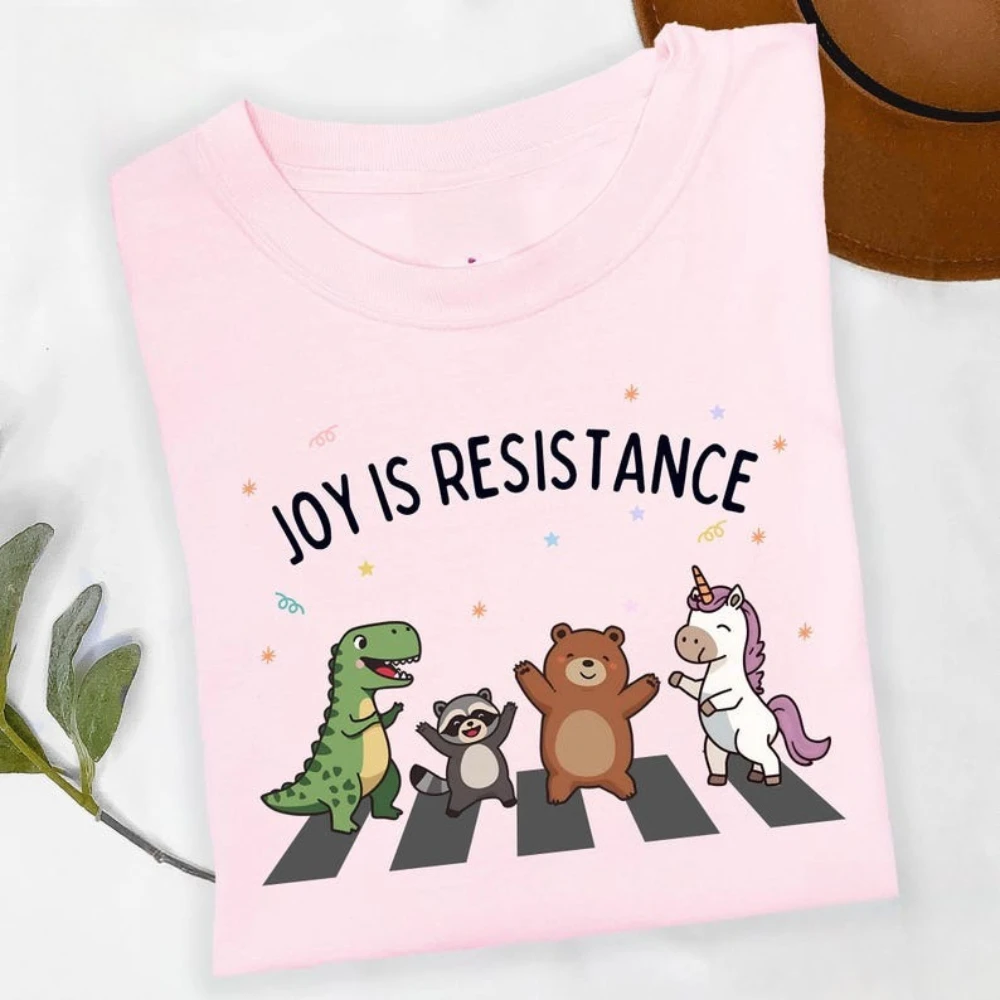 Koszulka Joy Is Resistance Portland Frog Inflatable Costume Protestors Clothing Liberal Peaceful Protest Shirt Men Women Cotton T