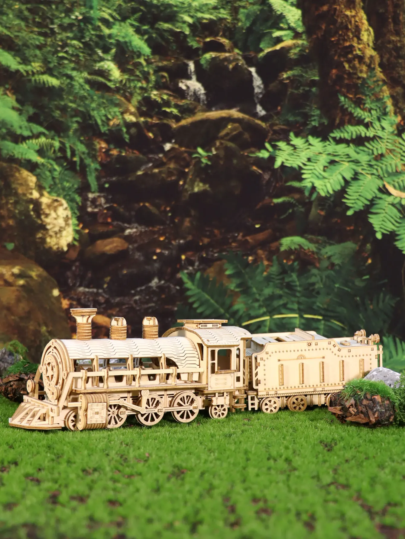 Mechanical Train 3D Wooden Puzzle Model Kits Vehicle Building Brain Teaser Unique Birthday Christmas Gifts