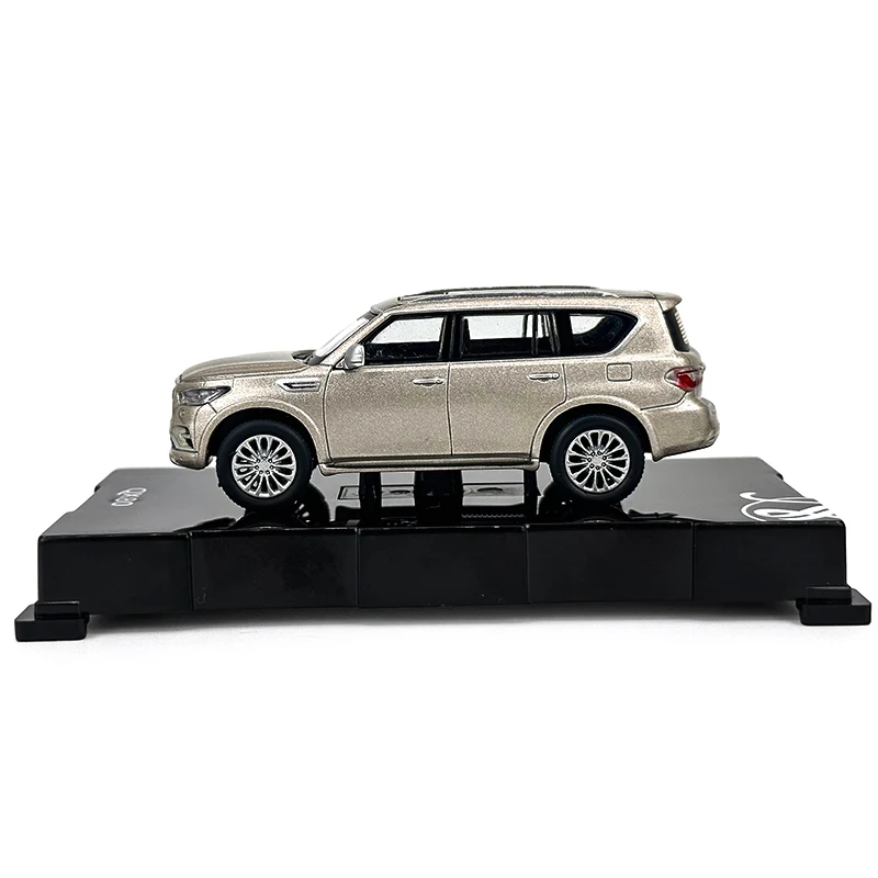 Maßstab 1:64 Diecast Infiniti QX80 2020 Simulation statisches Automodell 1/64 Miniatur-Automodell Fans Collection Display Dekoration