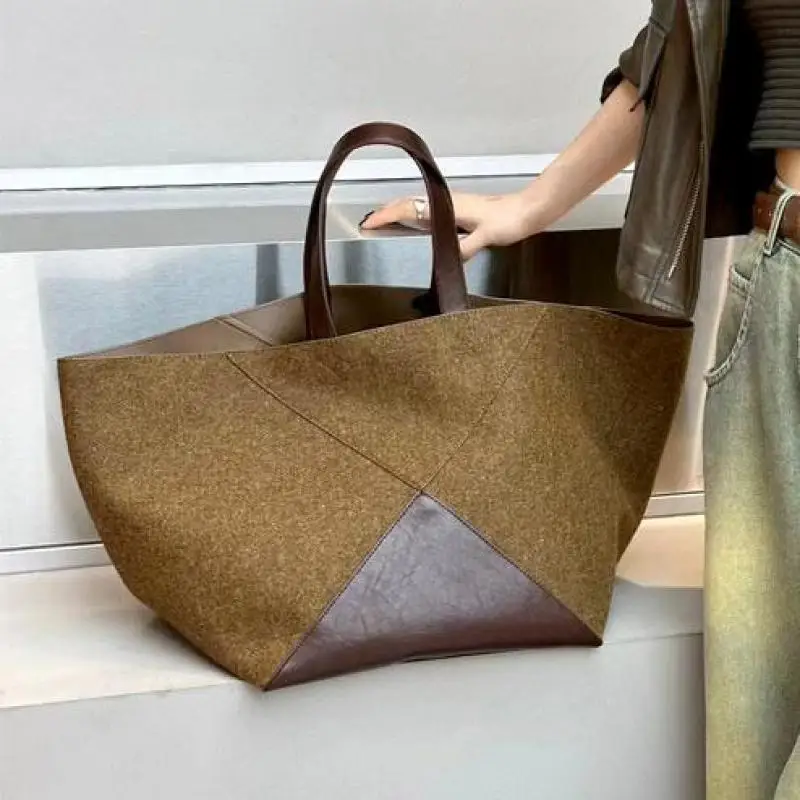 Autumn and Winter Fashion New Patchwork Contrasting Color Large Capacity Hand-held Tote Bag Woolen Texture Single Shoulder Bag