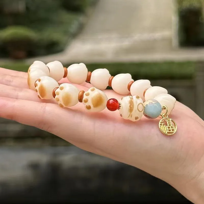 New Resin Cat Claw Lucky Cat Cartoon Bracelet Women Chinese Style Small Cute Ethnic Style Jewelry Couple Student Birthday Gift