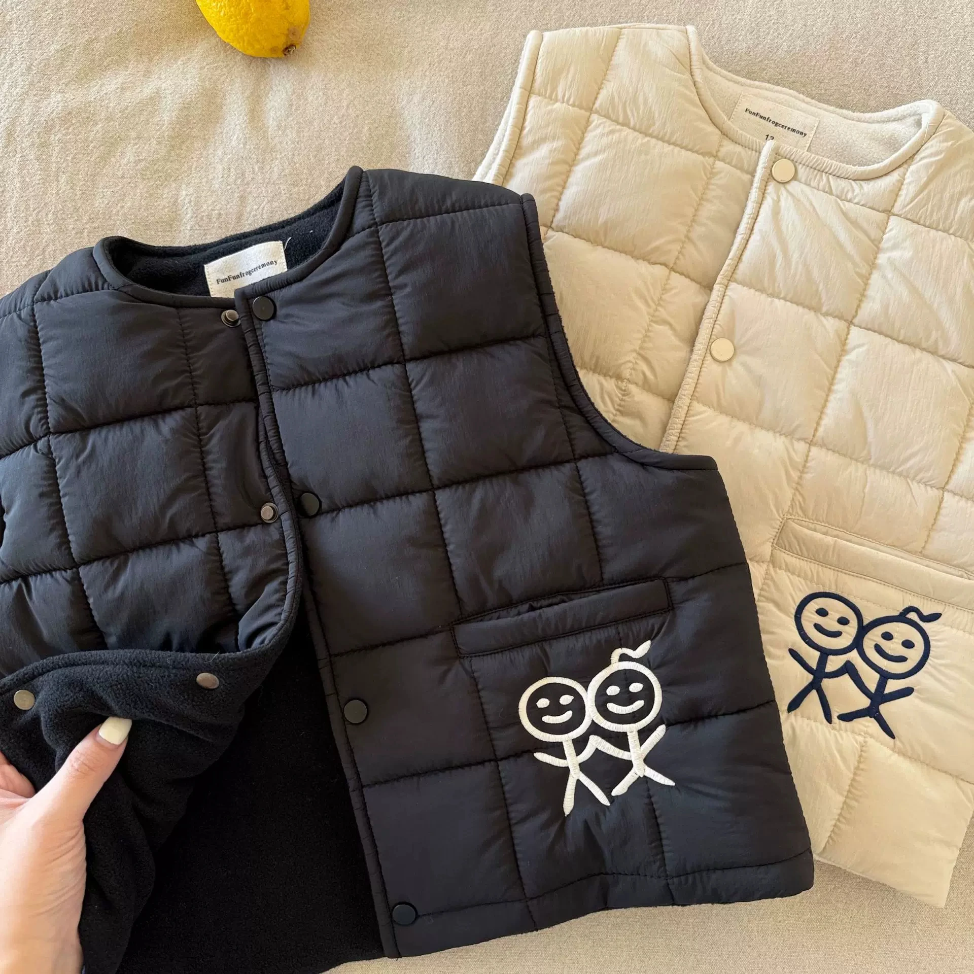 chaleco-acolchado-de-algodon-calido-para-ninos-estilo-nuevo-de-otono-e-invierno-chaqueta-de-plumon-a-cuadros-unisex-prenda-interior-y-exterior-moda-para-bebes