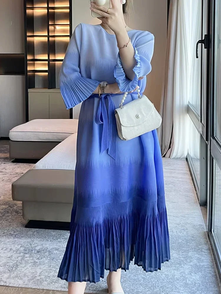 EGRM Pleated Long Dresses Women Flare Sleeve Round Collar Lace-up A-line Medium Long New 2024 Elegant Female Dress 17G8139