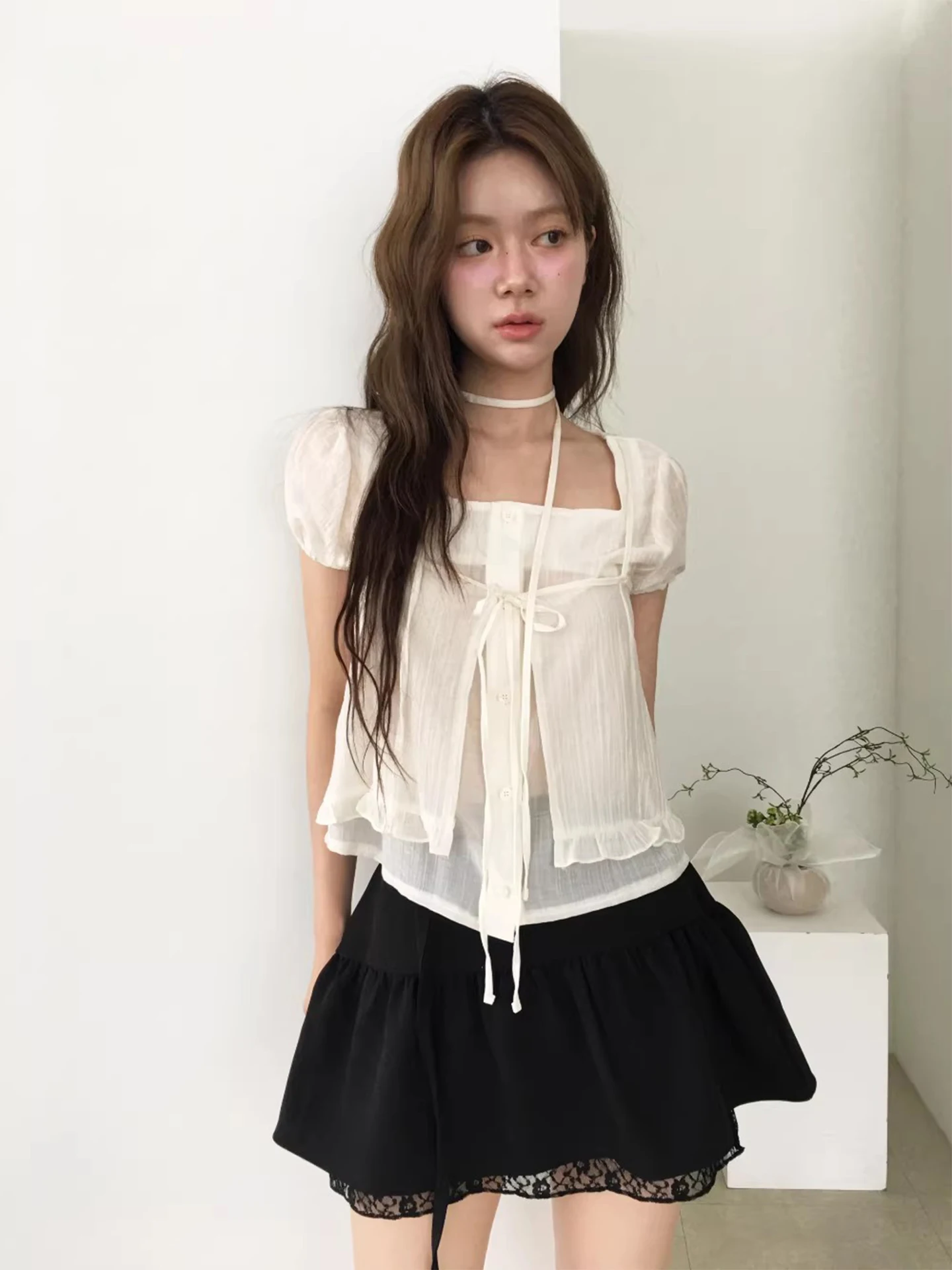 

Summer New Women's Shirt Square Collar Padded Sleeve Belted Short Cotton Bubble Sleeve Top Versatile Style Unique Design Feeling