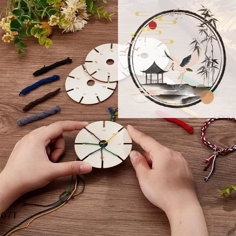 Bracelet Braiding Disk Flower Shaped Lightweight Wood Plate Reusable Weaving Tool for Home DIY Jewelry Craft Projects
