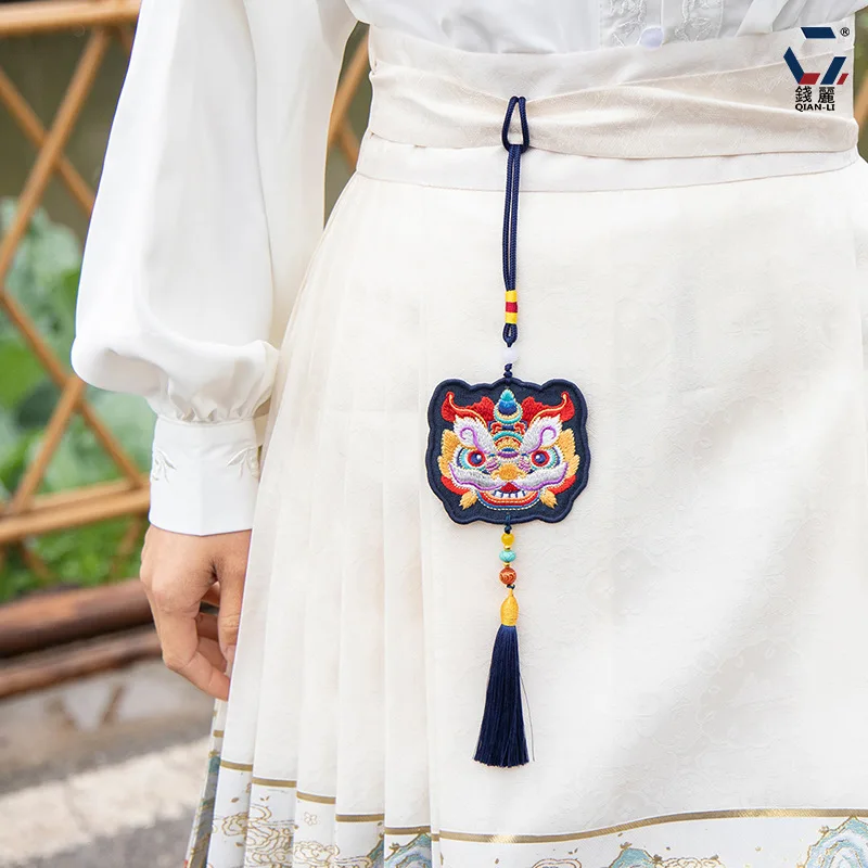 Lion Awakening Safety Pendant Embroidered Diy Cross Stitch Health Cross-stitch Accessories Sachet Needlework Sewing Pendant