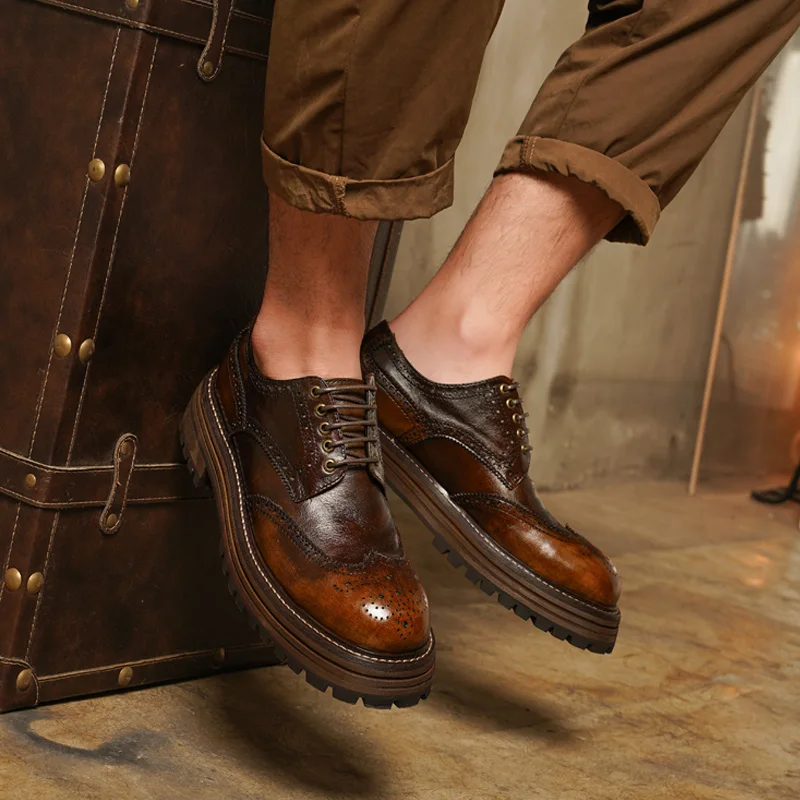 

Fashion Men's Genuine Leather Loafers Brogue Shoes Luxury Comfort Carving Derby Shoes Retro Wedding Social Party Oxfords