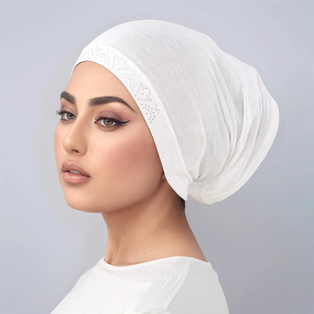 

Рамадан мерцающий хиджаб со стразами тюрбан-тюбик для мусульманских женщин однотонная мягкая дышащая подкладка капот женская внутренняя кепка бандана