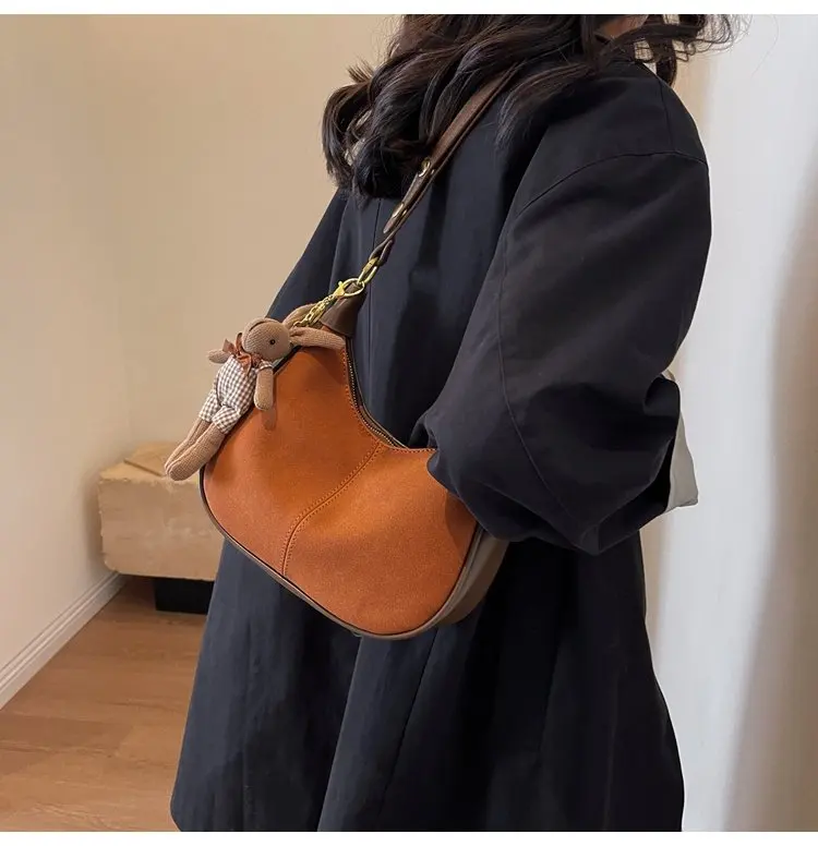 

2025 New Soft Matte Hobo Bag for Women, Textured Shoulder Crossbody Purse, Vintage Slouchy Handbag, Versatile and Chic