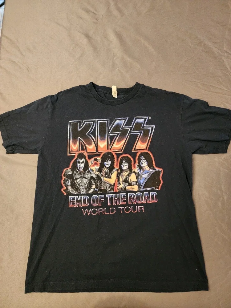 

Kiss End of The Road World Tour T-Shirt Mens Size Large Graphic Tee Mens Gifts Men T-Shirt Vintage Clothes Boyfriend Gift