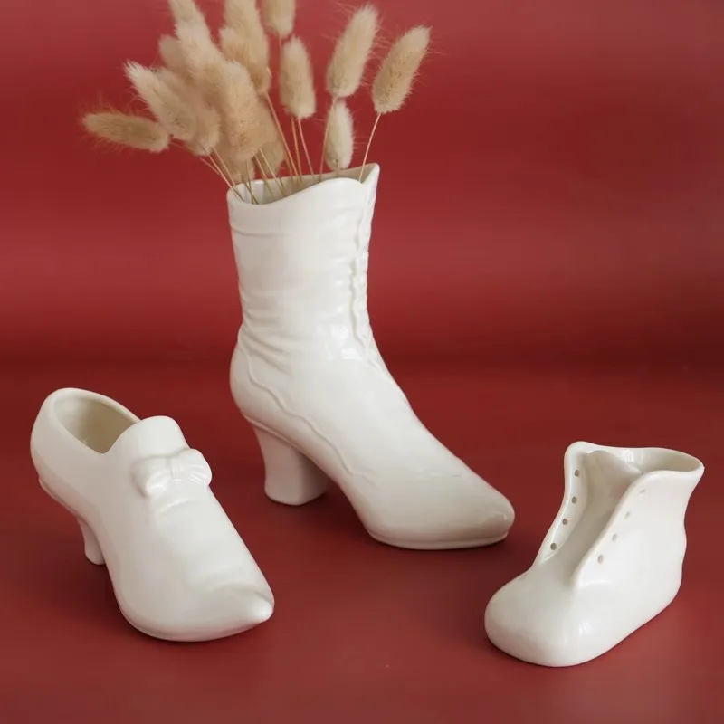 

Ceramic Creative High Heels Baby Shoes Cream European Home Ornament Vase Flower Arranger
