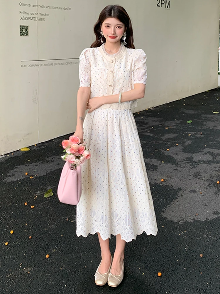 

Runway New Fashion Lace Embroidery Skirt Suits For Women Single Breasted Hollow Out Short Tops + A Line Midi Skirt Two Piece Set