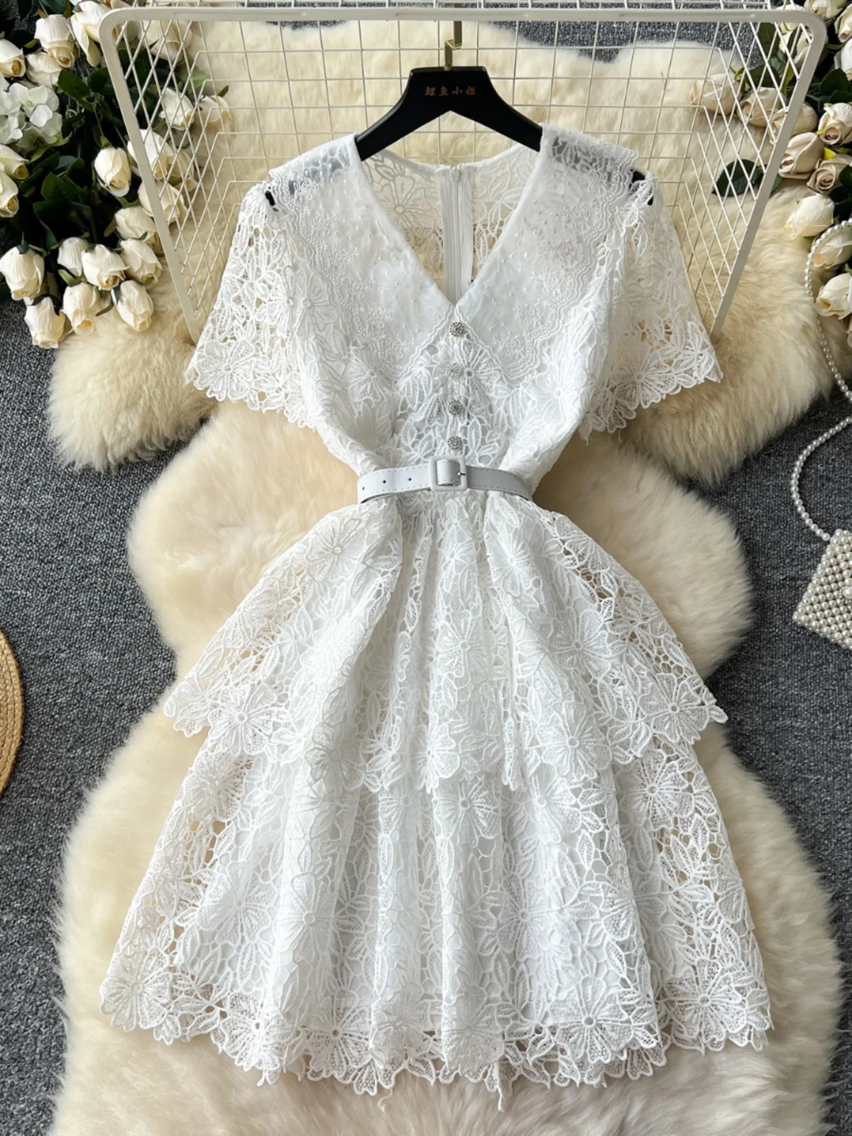 Ofallsis French Style V neck Lace Dress 2024 Summer New Sweet Doll Collar Short Sleeved Waist Cinching Slimm Embroidered Dresses