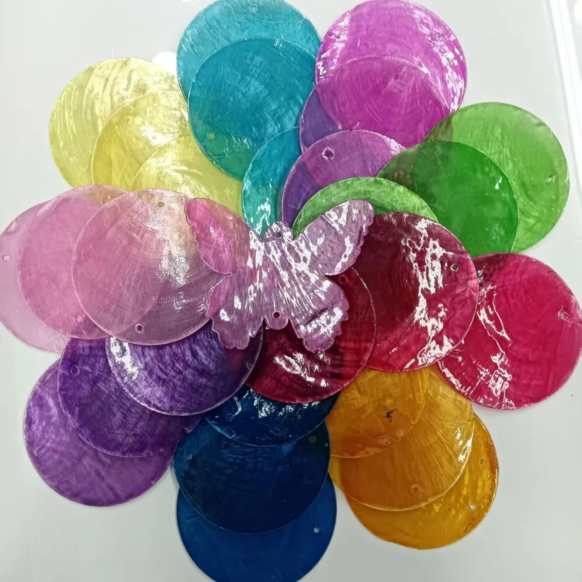 100PC Colorful Natural Round Shell Pieces Flat Round Loose Sequins Double-Hole Beads for DIY Clothes Jewelry Handcraft 3/4/5cm