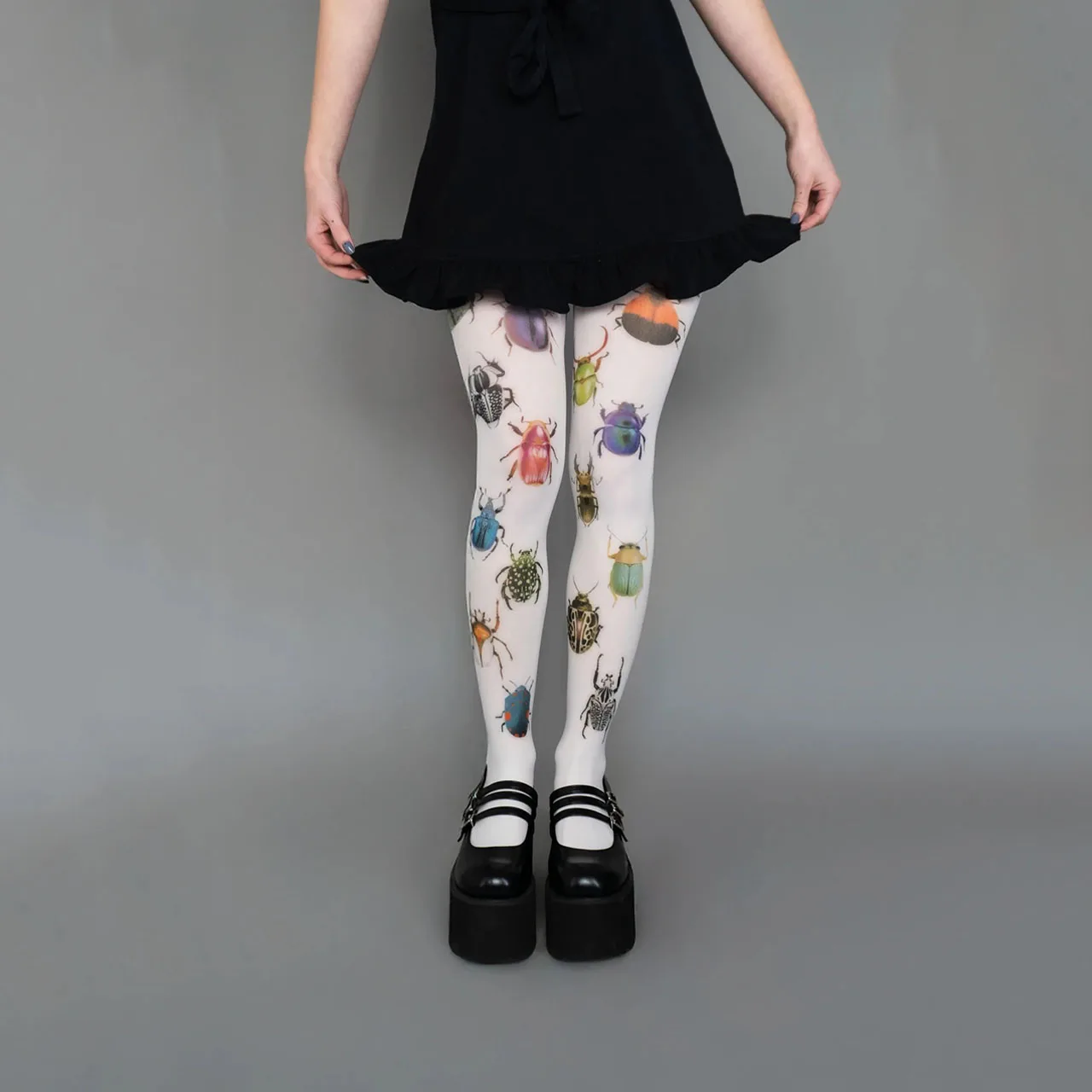 2000s Y2K Style Emo Girls Fashionable Cute Animal Printed Long Socks Harajuku Knee Socks Cosplay White Graffiti Socks Kawaii image 2