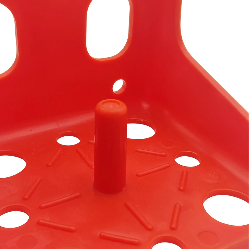 Red/Green Salt Block Holder Goat Mineral Block Tray Bite Resistant Save Space Cattle Sheep Horse Lick Brick Container for Farm