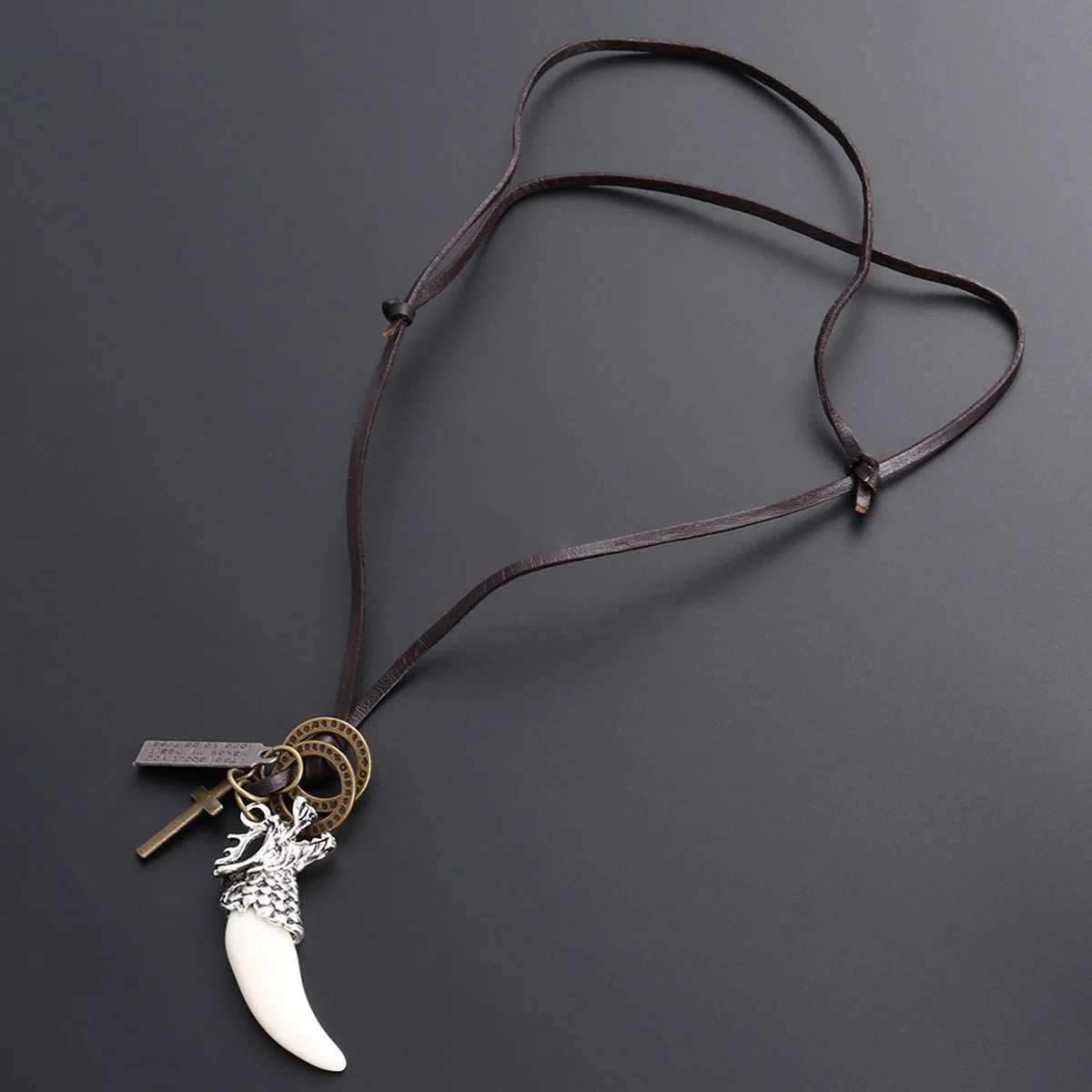 Kalung Pengerjaan Halus Liontin Rantai Sweter Pria Klub Malam Punk Halus