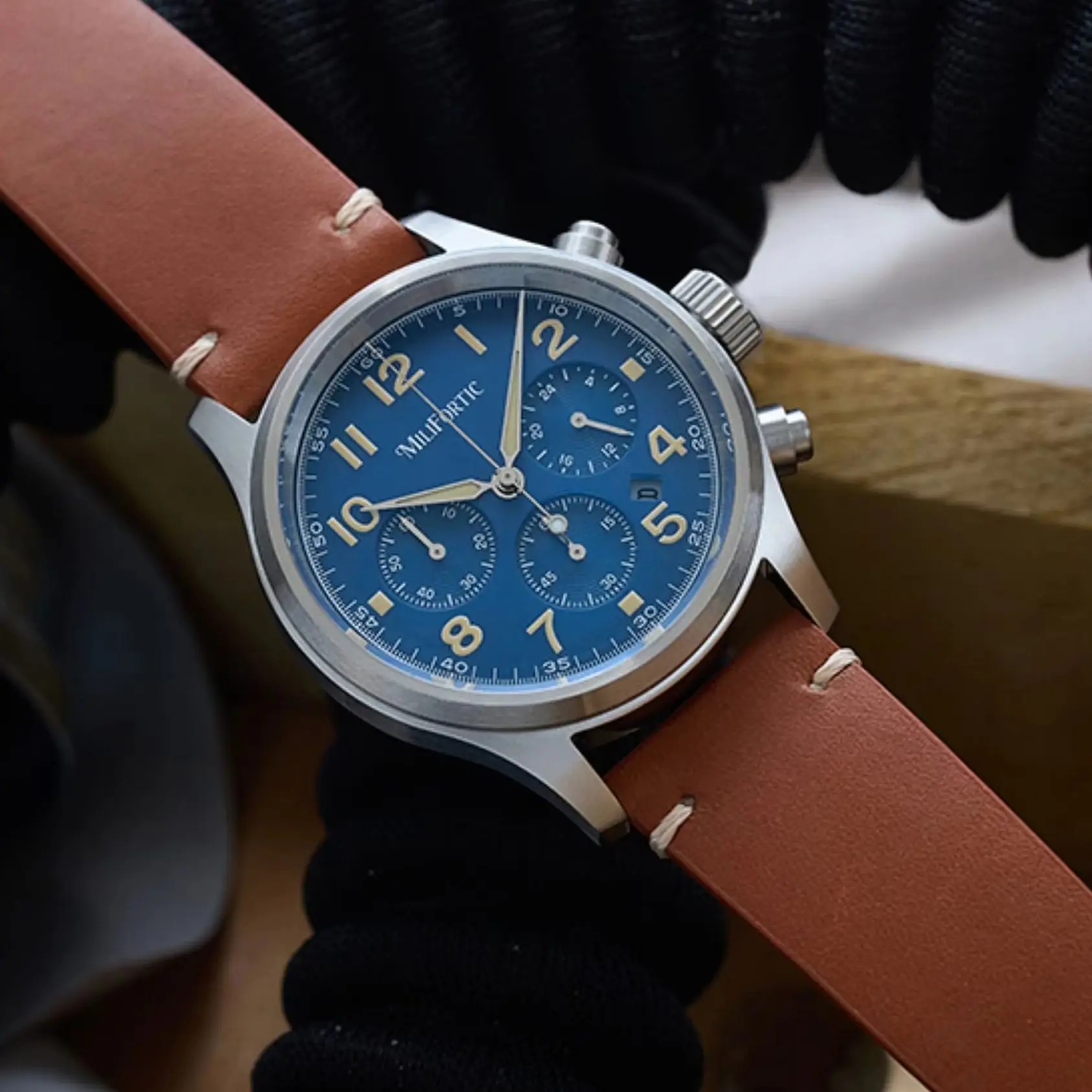 Milifort Men Chronograph Watch Pilot 39mm Solar Quartz Wristwatch Sapphire Mirror 10Bar Waterproof Luminous VS75 Mov