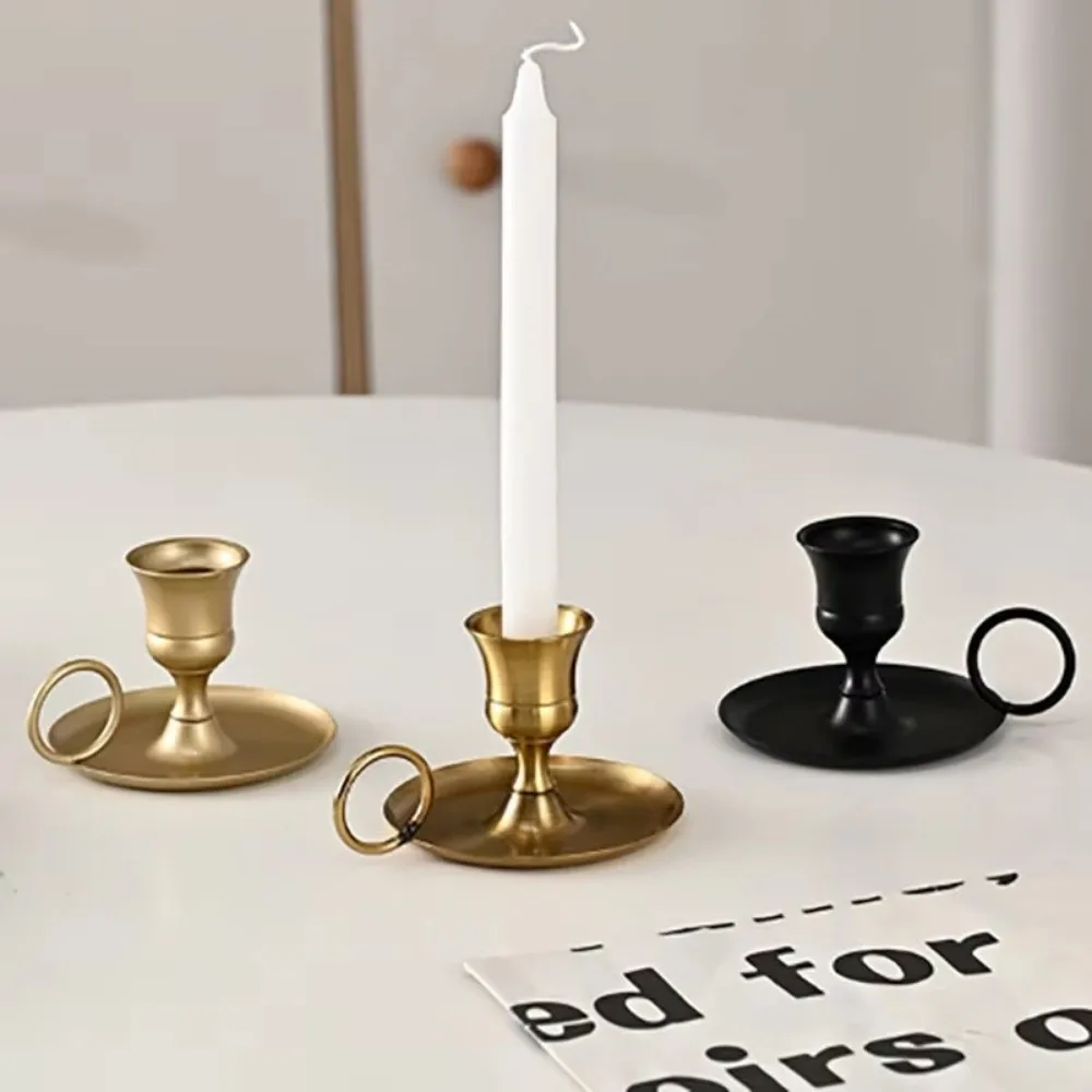Retro Metal Candle Holder with Handle Centerpiece Dining Table Candlestick European Style Candle Cup Wedding Festive Decoration