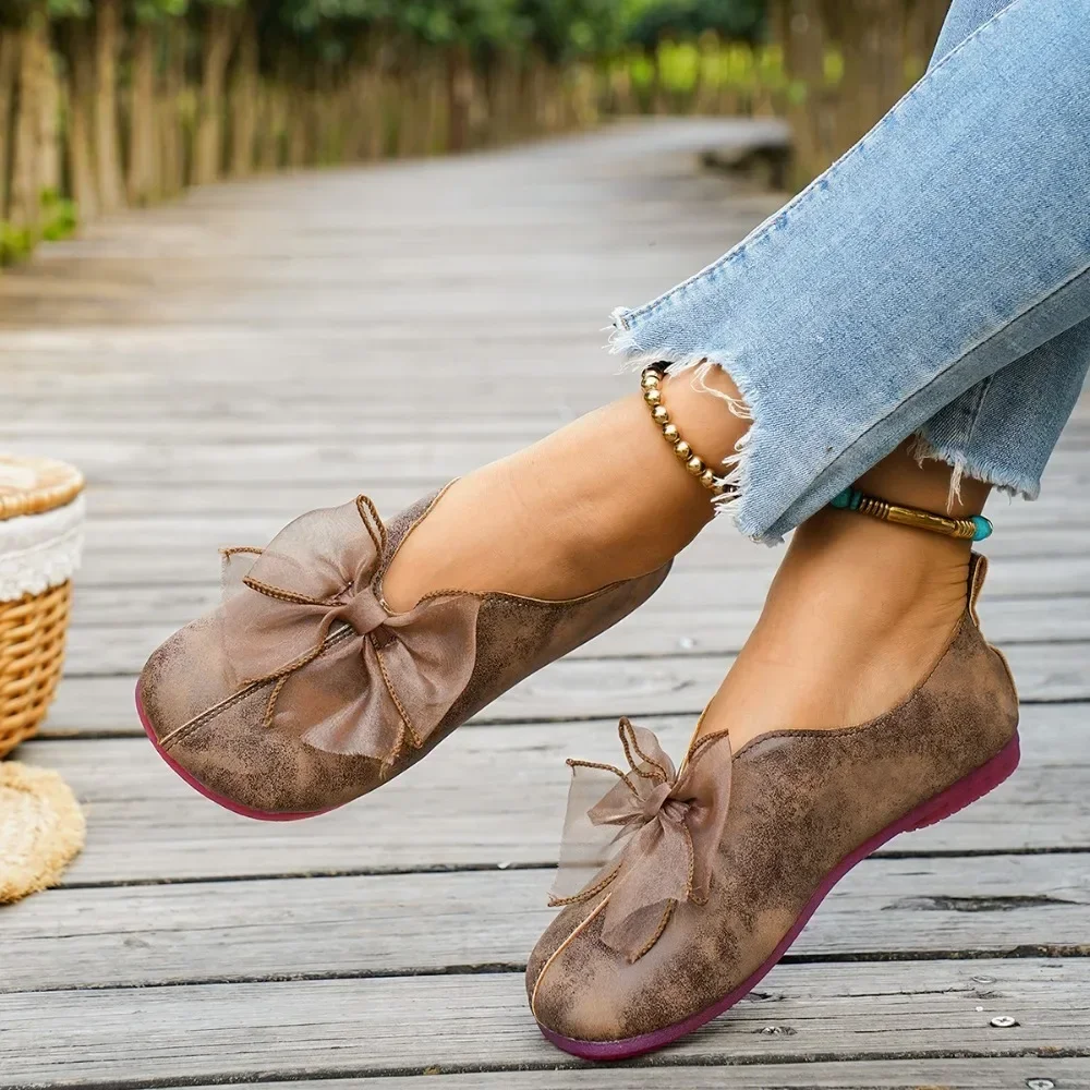 Women Bow Decor Flat Shoes Round Toe Vintage Distressed Leather Loafers Slip on Comfort Casual Ladies Walking Flats