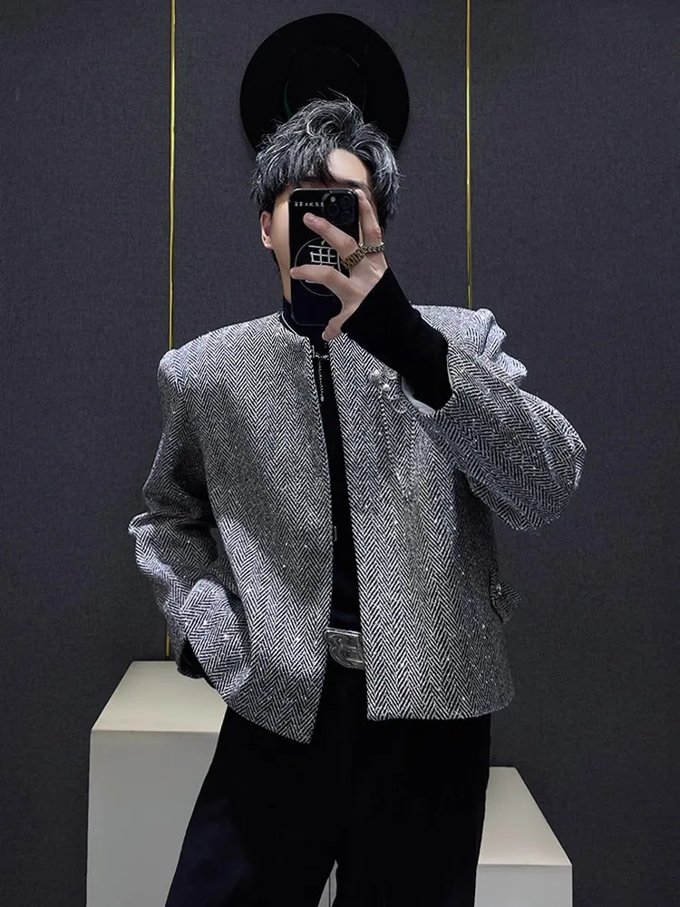 

Модная свободная мужская куртка со стразами, осенне-зимняя новинка, молодежная верхняя одежда с металлическим декором