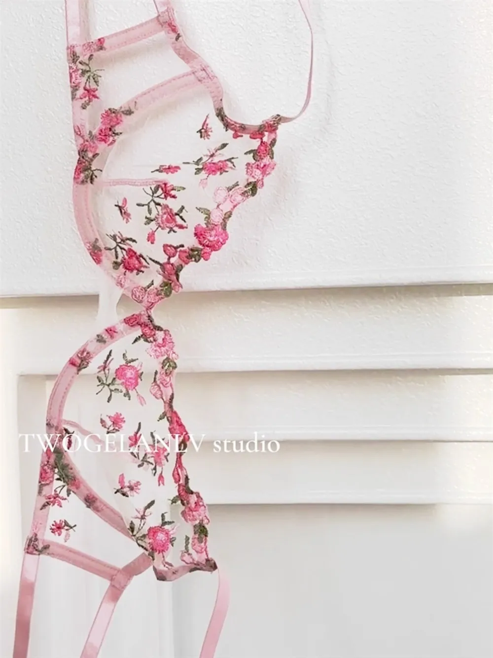 Vintage Französische Dienstmädchen-Sexy-Dessous, durchsichtiges Set mit Blumenstickerei, schwere Spitze, 32–38 AB, bequeme Unterwäsche in Übergröße MOYISU – Detail 20