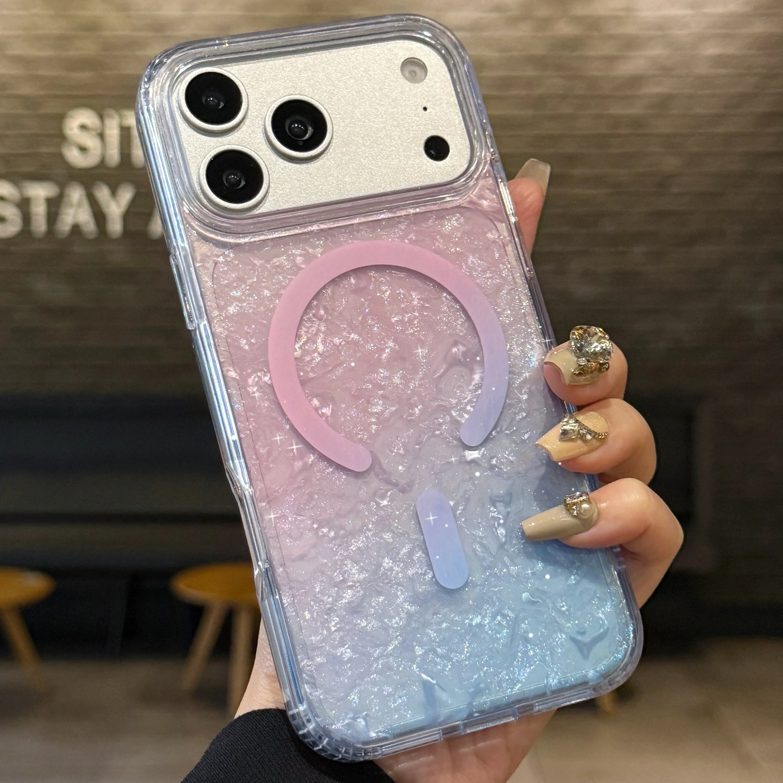 

Luxury Gradient Color Shell Pattern Case For iPhone 17 Pro Max Wireless Charging Magnet Cover For iPhone 16 Pro 15 14 13 Shell