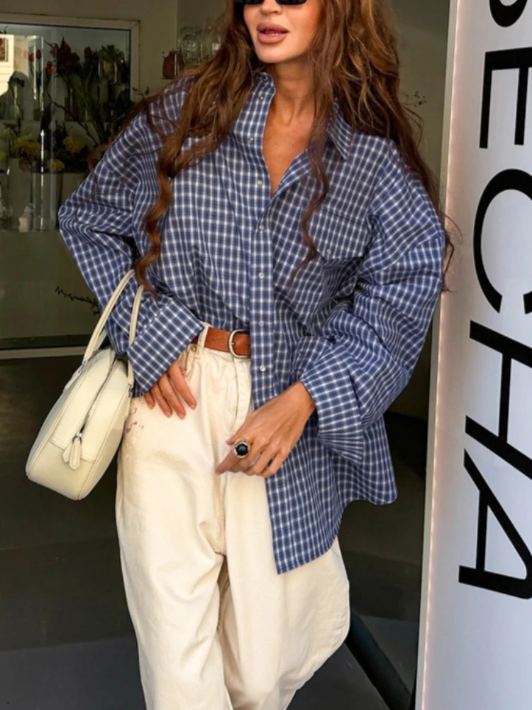 

Tsiisd Casual Plaid Long Shirt Women's Turn-Down Collar Long Sleeves Commuting Pocket Loose Spring Blouse Clothes Women's Shirts