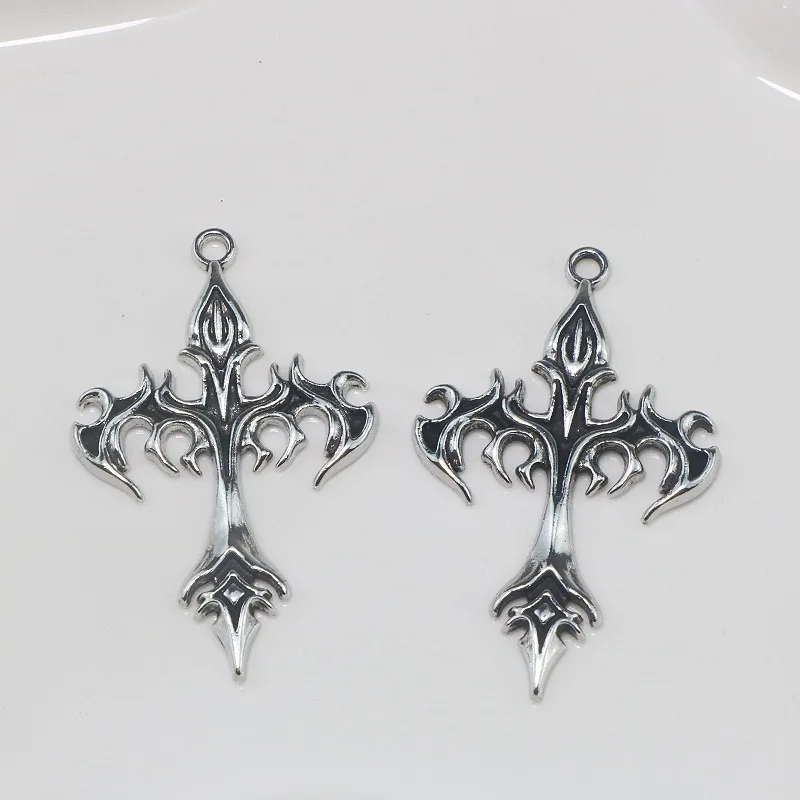 4szt 35x55mm Flame Cross Charms Alloy Cross Pendant for Diy Jewelry Making Naszyjnik kolczyk Akcesoria rzemieślnicze Hurtownia