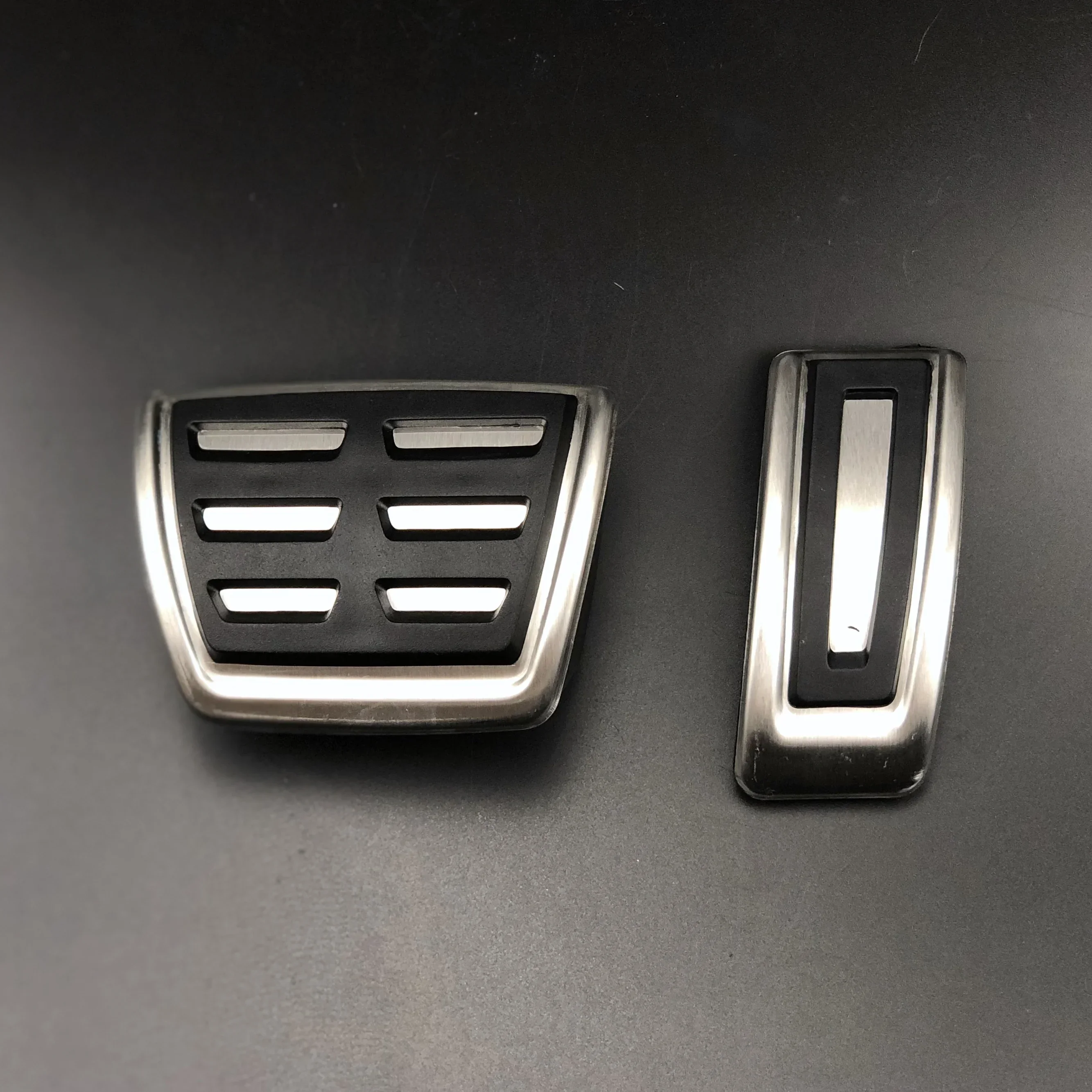 LHD Car Pedals Fit For VW Audi A3 8V S3 RS3 Q2 Q3 / Seat Leon Rapid Octavia 5E 5F A7 Passat B8 Footrest Brake Pads Accessories