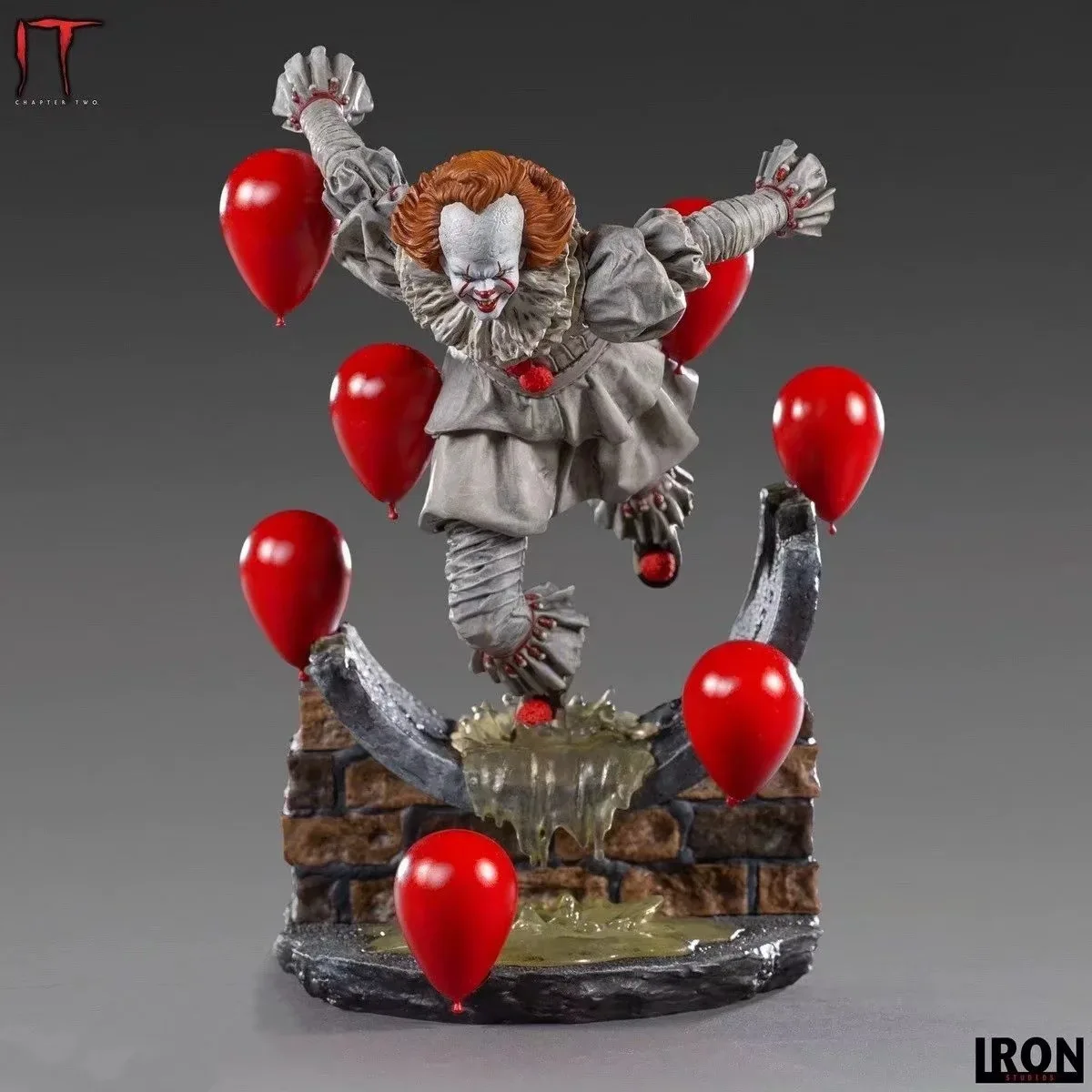 Anime Horror Clown Fliegende Pose Statue 2. Generation PVC-Figur in Box Sammlerstück Modell Desktop-Ornament Kunstdekoration Geschenk 21cm