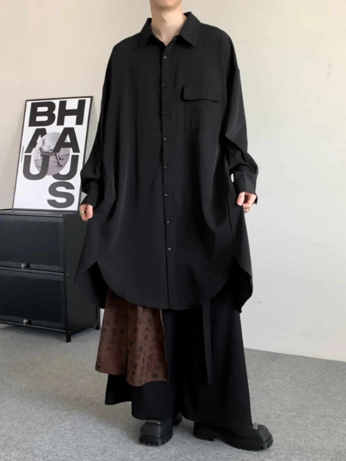 

Pure Bla Long Loose Men's irt Summertime Faion Casual Sle Silk Material No Ironing Required Hip And Sli Coat