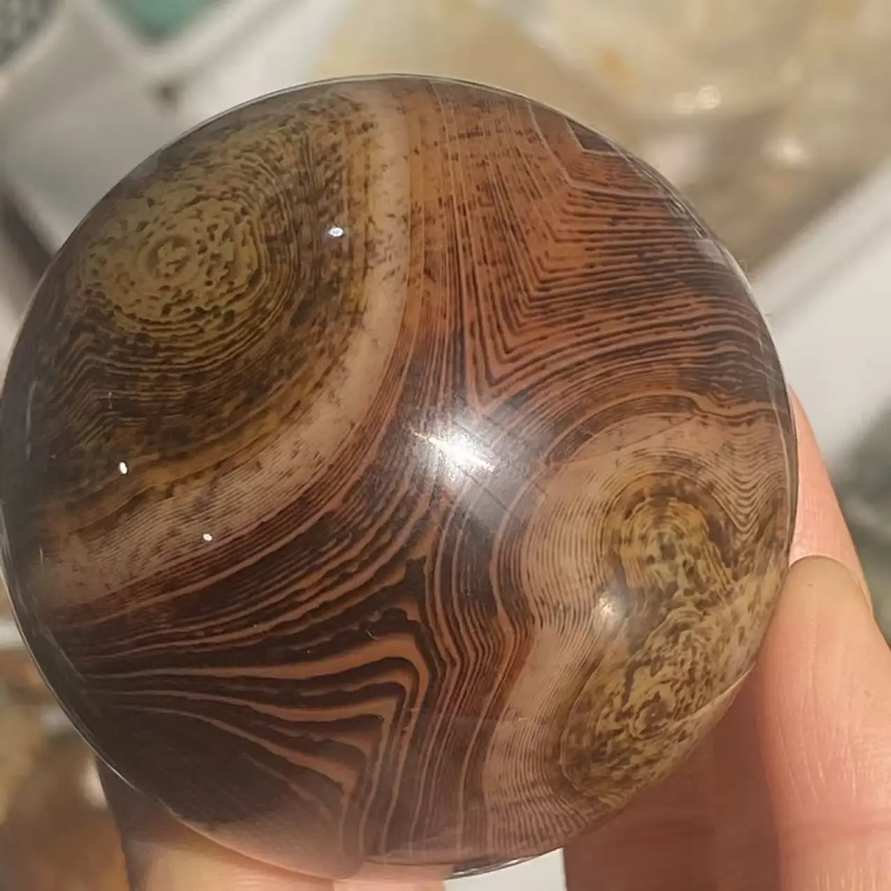 

Natural sardonyx agate crystal quartz sphere, with healing properties, hand-polished, demagnetized for divination, suitable f