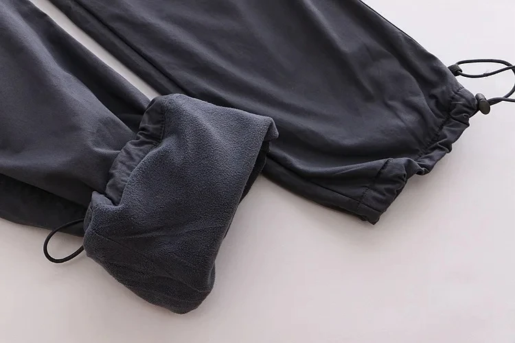 メンズ冬フリースカーゴパンツ暖かい長ズボン綿パンツ断熱ハイキングランニングパンツ男複数のポケット