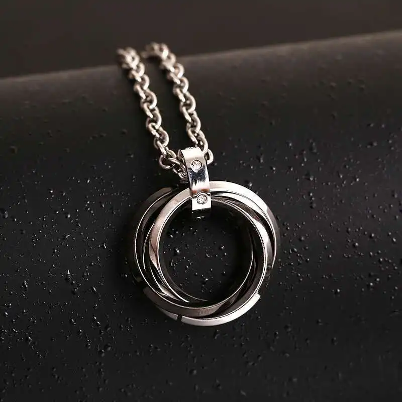 Titanium Steel Three Circle Ring Mens Pendant Inlaid Ring Buckle Personality Pendant Necklace Featured Daily Accessories Gift