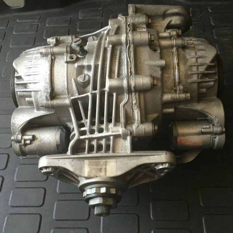 For B/MW X5 E70 F15 G05 E53 front and rear differential 31507934390 view 3