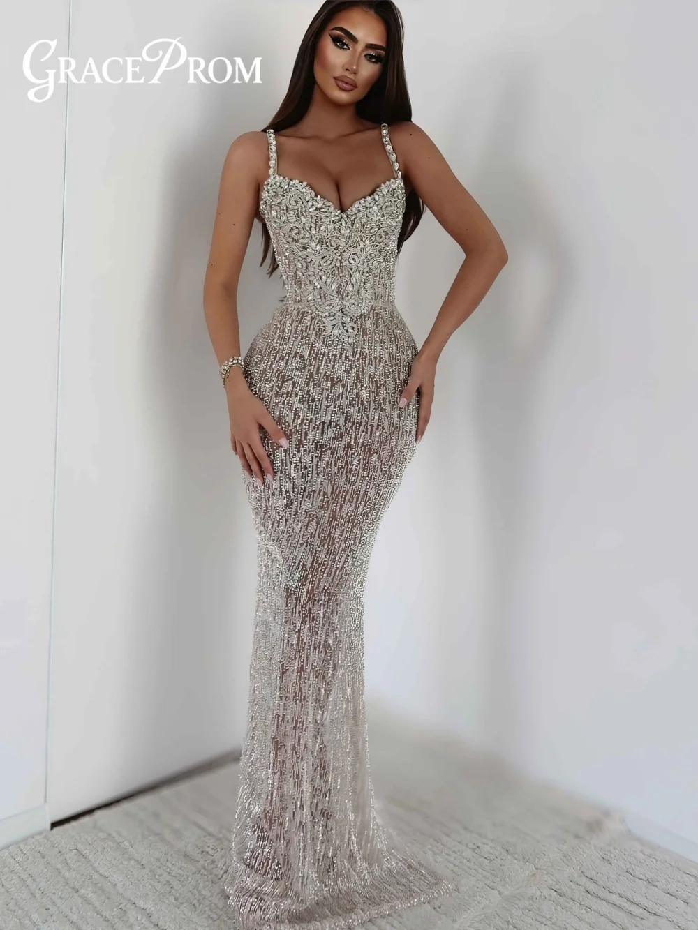 

Glamorous Crystal Evening Dress Trendy Spaghetti-Strap Evening Gown Classy Beaded Floor-Length Party Gown Customized
