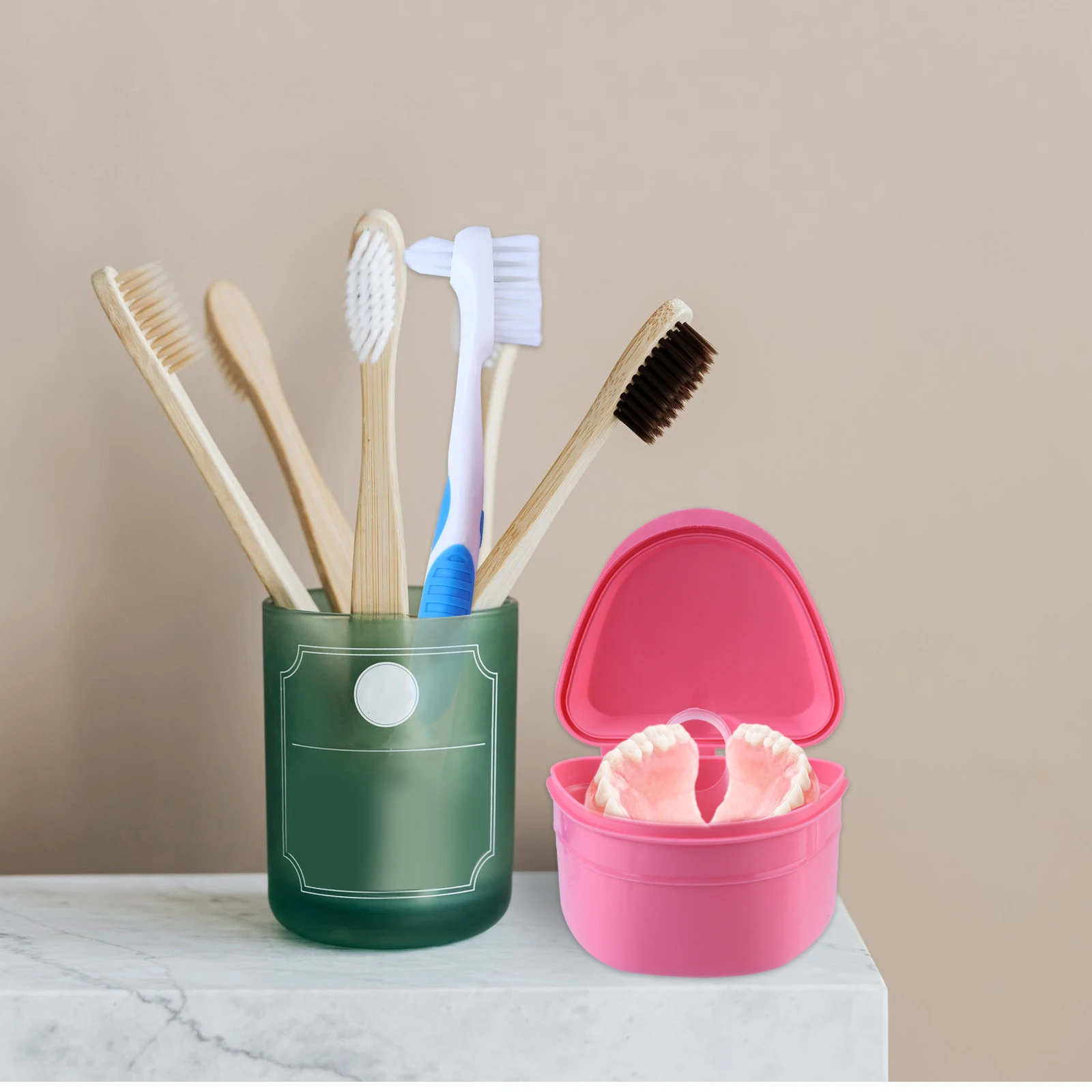 

Denture Storage Case Plastic Durable Bath Soaking Container Filter Basket Portable Convenient for Travel Cleaning