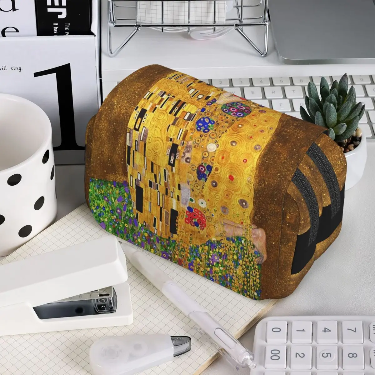 

Пенал для школьных принадлежностей «Поцелуй» Густава Климта (1907-1908) для мальчиков и девочек, сумка для ручек, пенал-косметичка, канцелярские принадлежности, сумка-органайзер для ручек