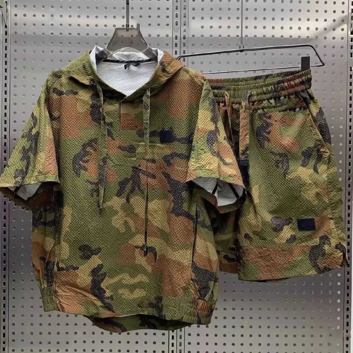 

Summer Casual Sportswear Set for Men Breathable Loose Fit Hoodie T-Shirt And Shorts Two Piece Polyester Fiber Teenage Size