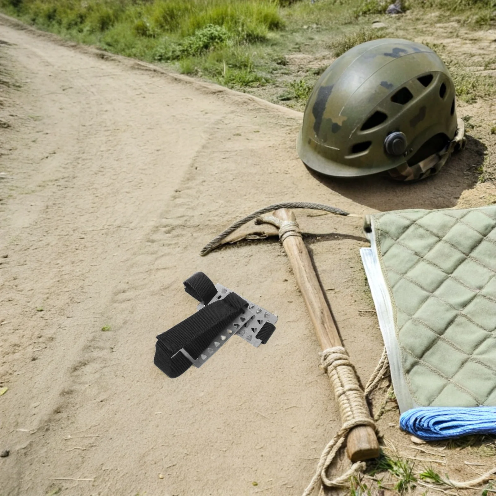 2 paia di tacchette da trazione per neve chiodate 26 impugnature antiscivolo per denti metallici per escursionismo arrampicata calzature invernali all'aperto sicurezza