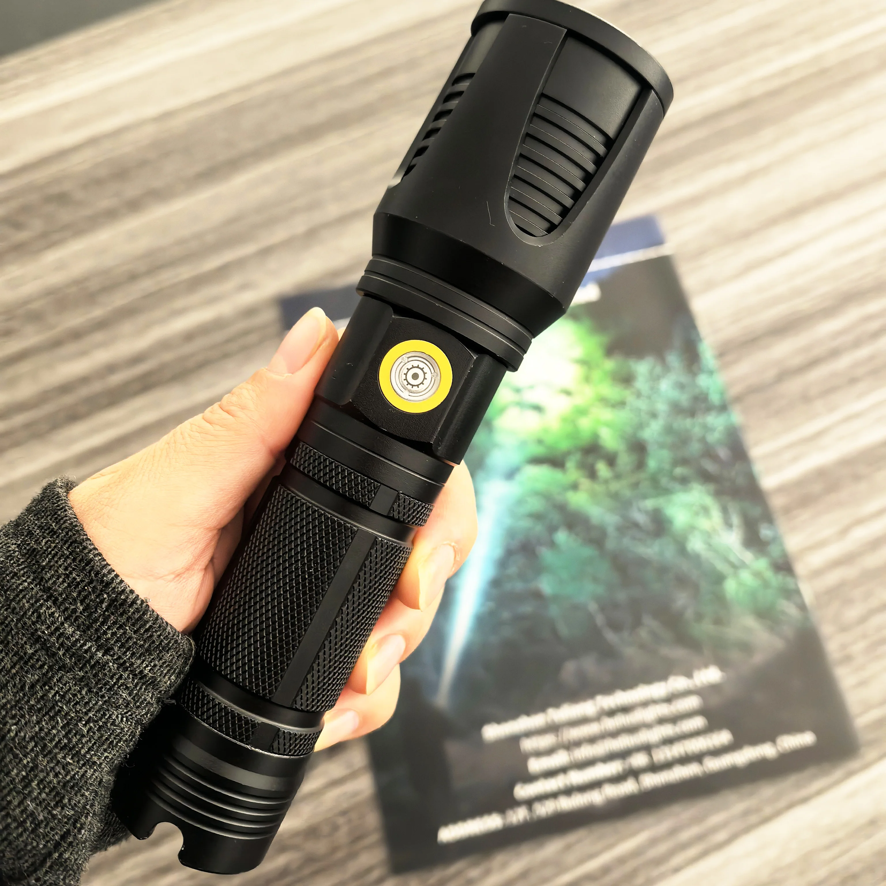 High-intensity rechargeable multifunctional LED flashlight suitable for emergencies camping tactical situations fishing portable