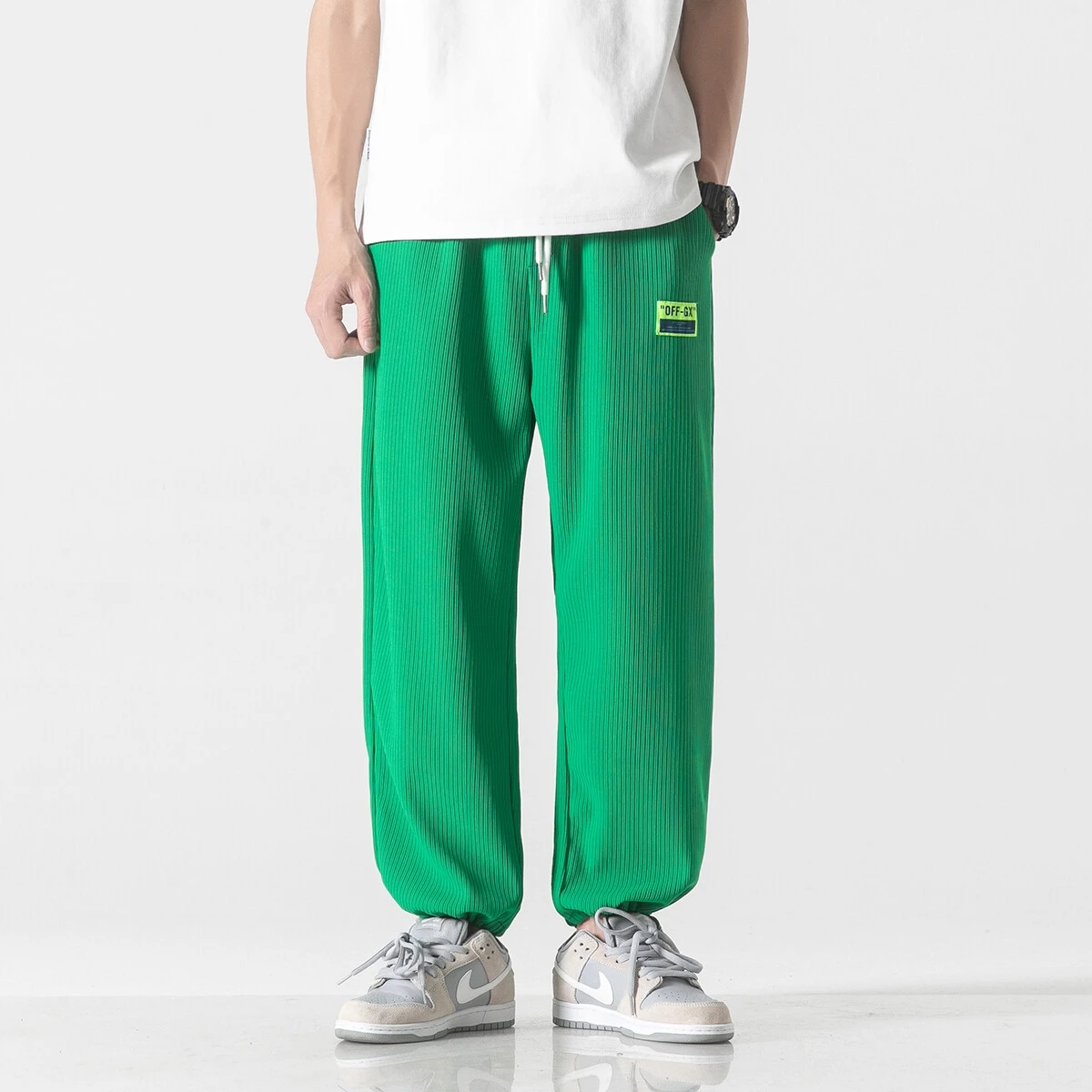 

Новейшие мужские брюки в клетку 2026 года: свободные спортивные штаны в стиле хип-хоп, модные уличные штаны-харемы в корейском стиле