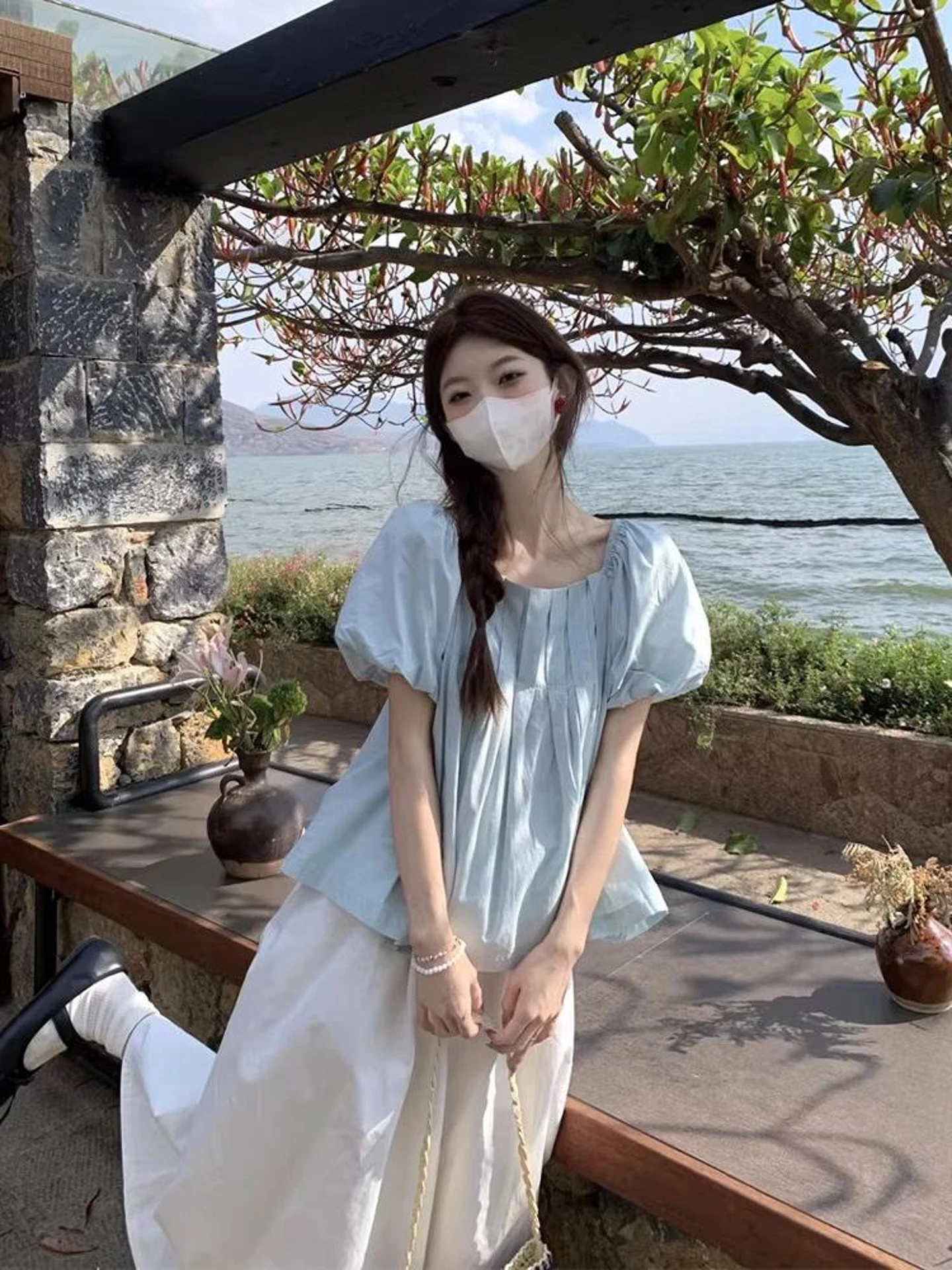 

Рубашка свободного кроя в корейском стиле с короткими рукавами-фонариками, женский топ, модная летняя новинка, дышащая, приятная для кожи.