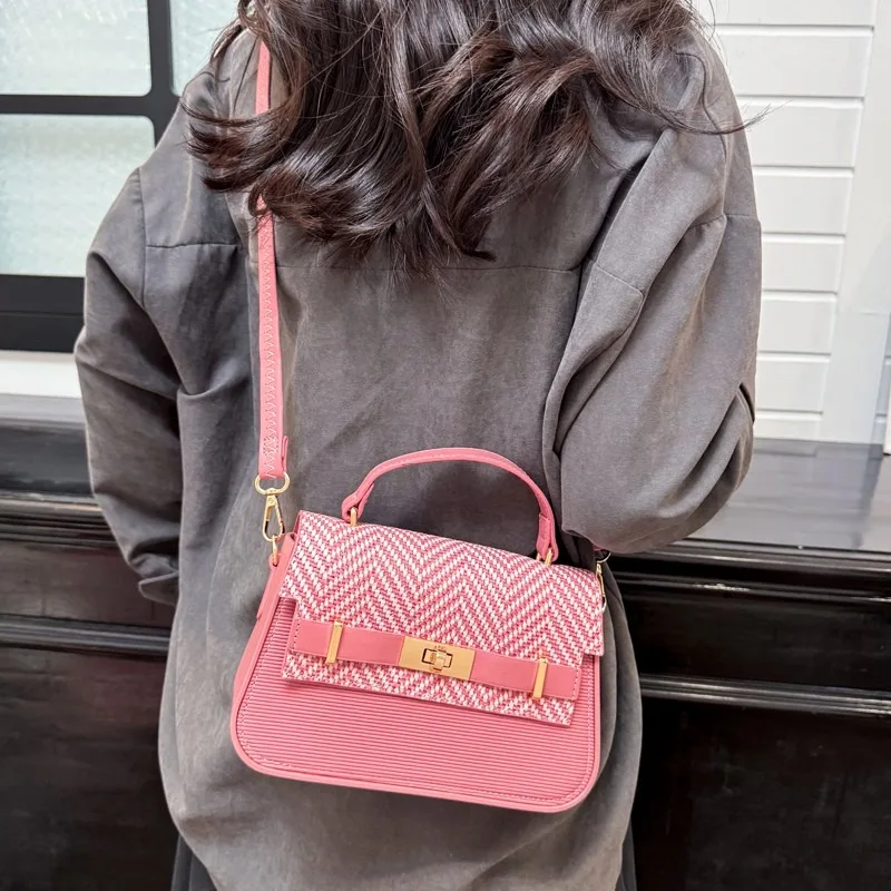 

Chic Luxury Women'S Diaper Bag Elegant Crossbody Large Capacity Vintage Leather Designer Commuter Bag Simple Fashionable Trend